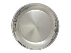 Серебряная тарелка подставочная 